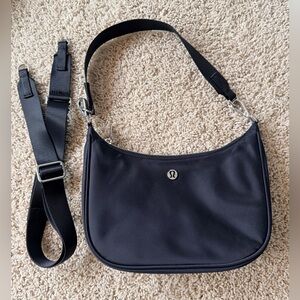 lululemon Citi Essentials Small Shoulder Bag 3L